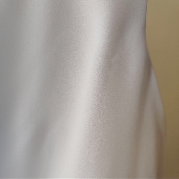 Cabi Indulgence Solid White Tank Top - Picture 7 of 7